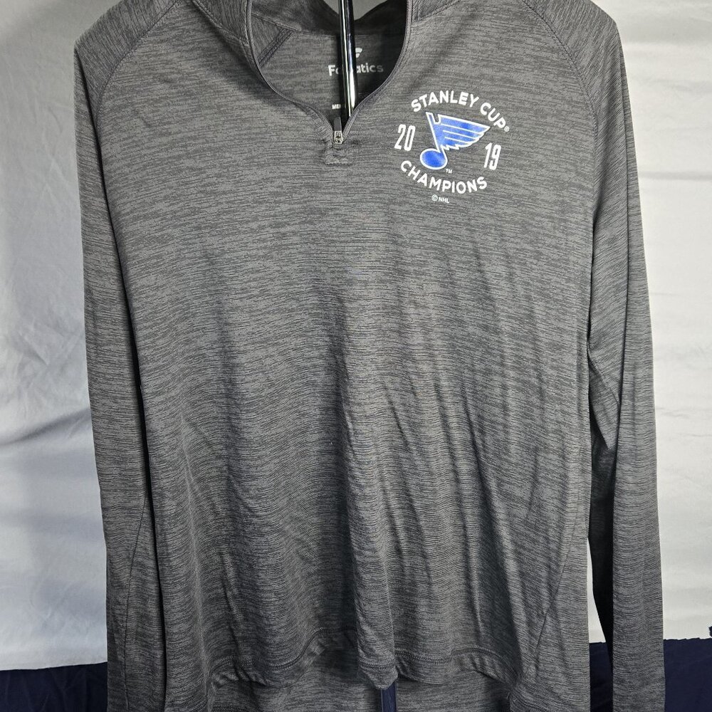 Men's Fanatics St Louis Blues Hockey Stanley Cup Grey long sleeve pullover Large